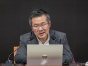 北京外国语大学历史研究院院长李雪涛教授应邀来我院作《德国哲学家雅斯贝尔斯及其佛教研究》的讲座