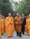 嘉木样活佛一行访问中国佛学院