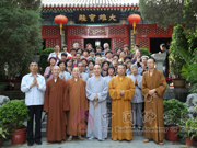 宁波护经团前来我院供奉《永年传世佛经》