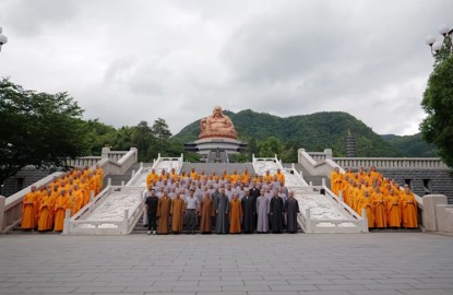 中国佛学院2025届毕业生参学之旅圆满